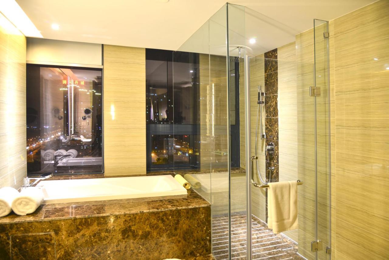 Отель Ramada Heze Экстерьер фото