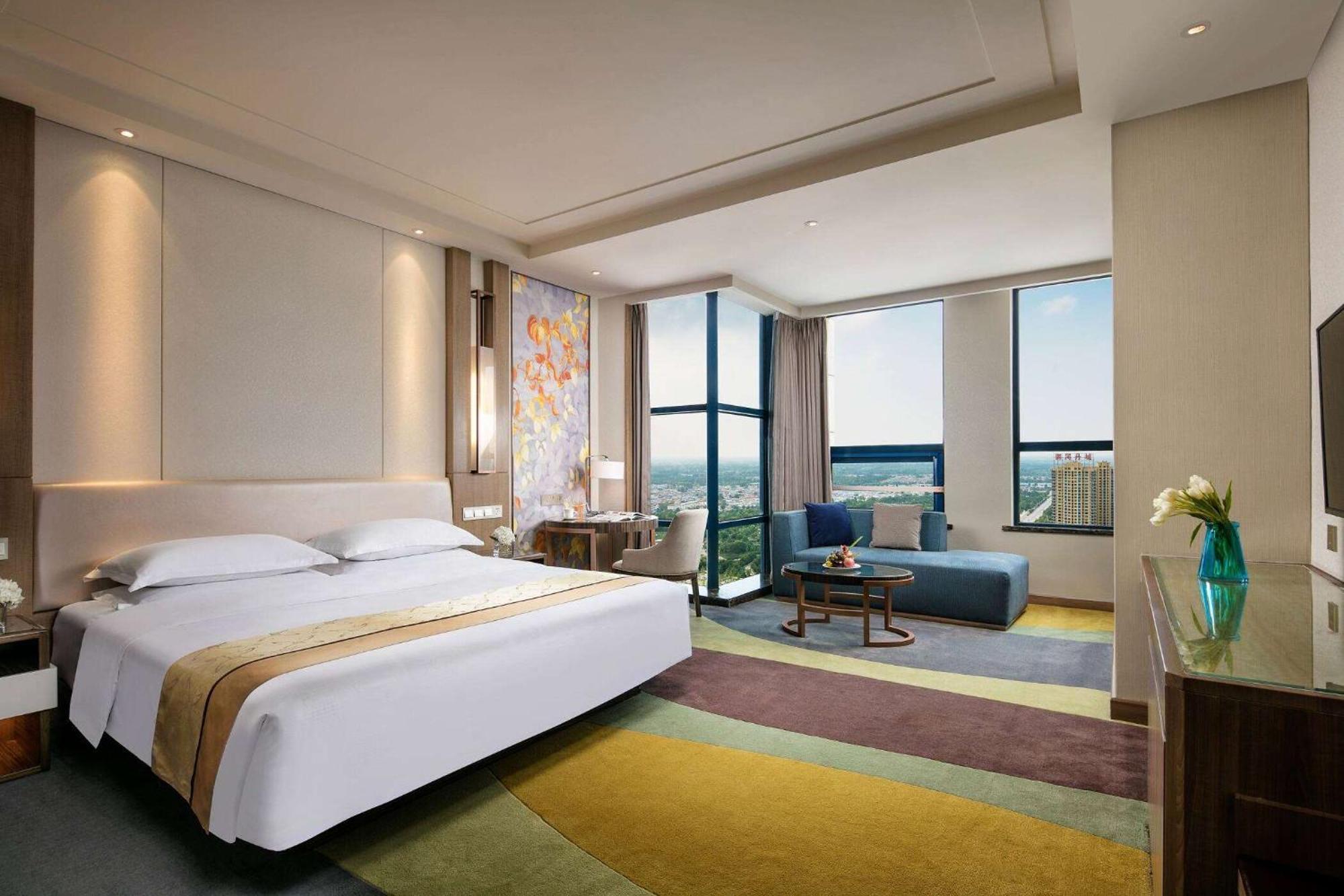 Отель Ramada Heze Экстерьер фото