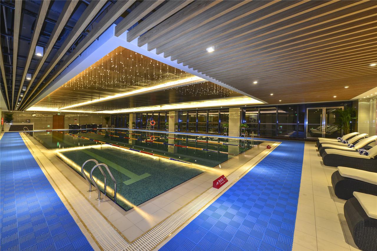Отель Ramada Heze Экстерьер фото